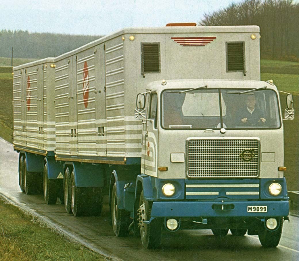 Apertura-VOLVO-F-88-1968-2-copia