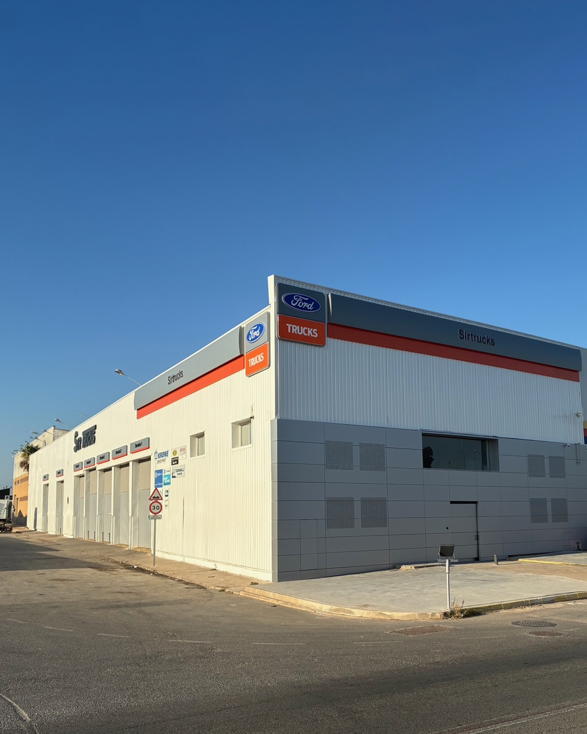 Ford_Trucks_Sirtrucks