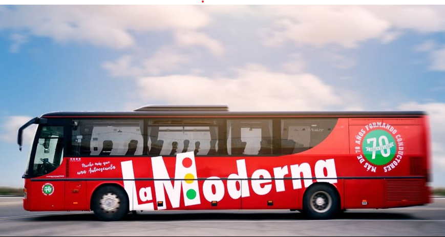 Autoescula_laoderma_Autobus