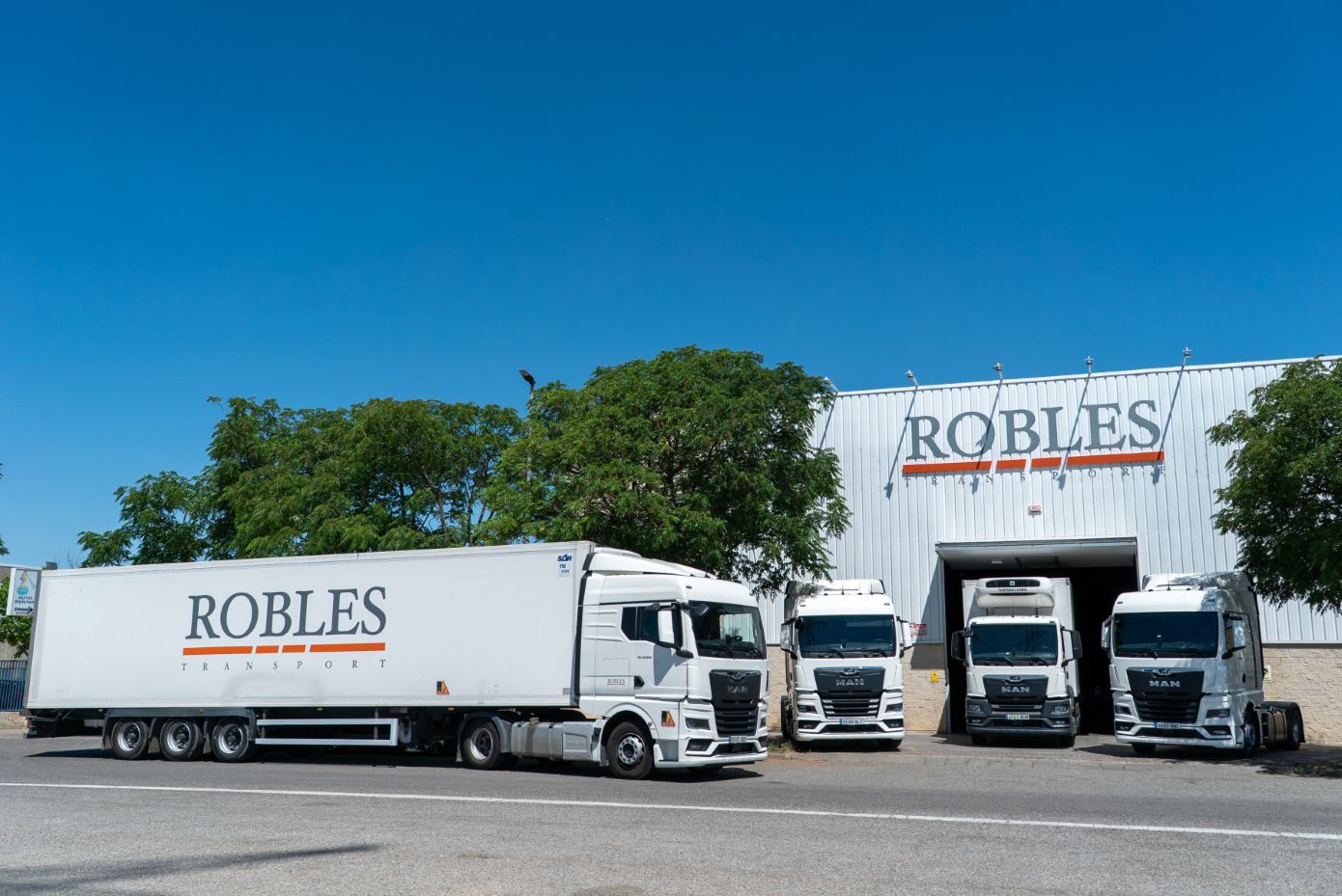 MAN_entregatransportesrobles68